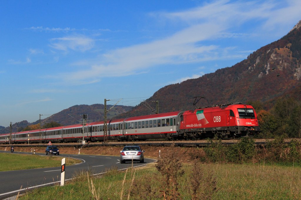 1216 017-4 am 21. Oktober im Inntal unterwegs in Richtung Kufstein/Tirol.