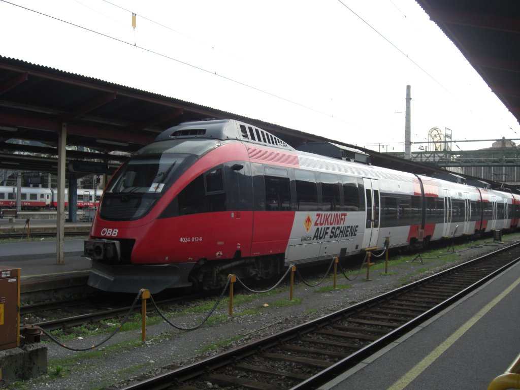 4024 012-9 im Salzburger Hauptbahnhof am 8. August 2009.