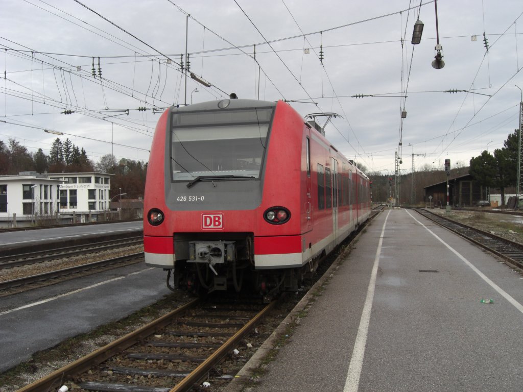 426 531-0 im Bahnhof von Traunstein am 6. Dezember 2009.