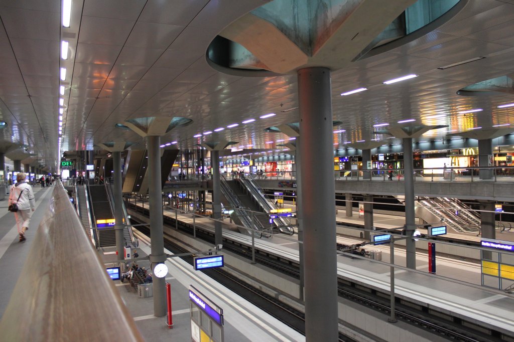 Blick in das Untergeschoss des Berliner Hauptbahnhofs am 6. September 2012.