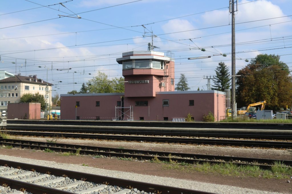 Das Stellwerk im Bahnhof von Traunstein am 5. Oktober 2011.