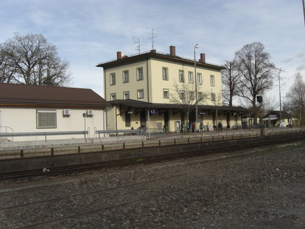 Der Bahnhof von  Dorfen , aufgenommen am 26. Mrz 2010.