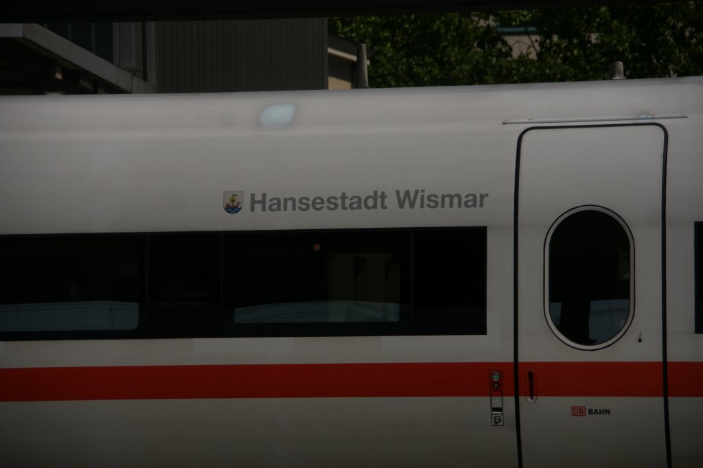 ICE  Hansestadt Wismar  in Augsburg am 23. August 2011.