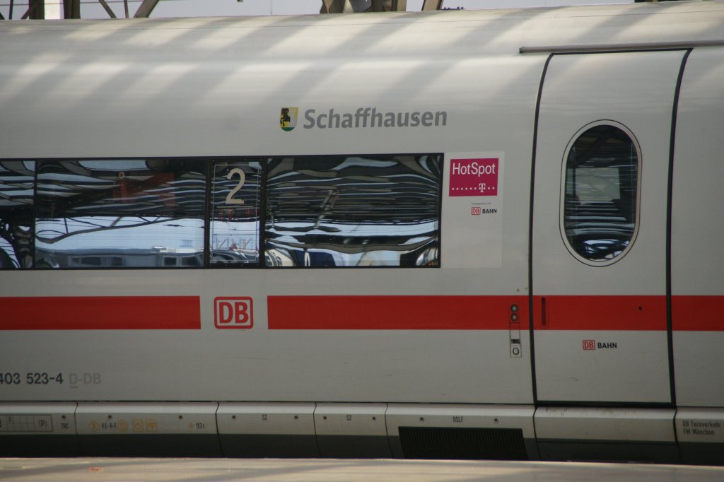 ICE  Schaffhausen  im Klner Hauptbahnhof. Aufgenommen am 26. August 2011.