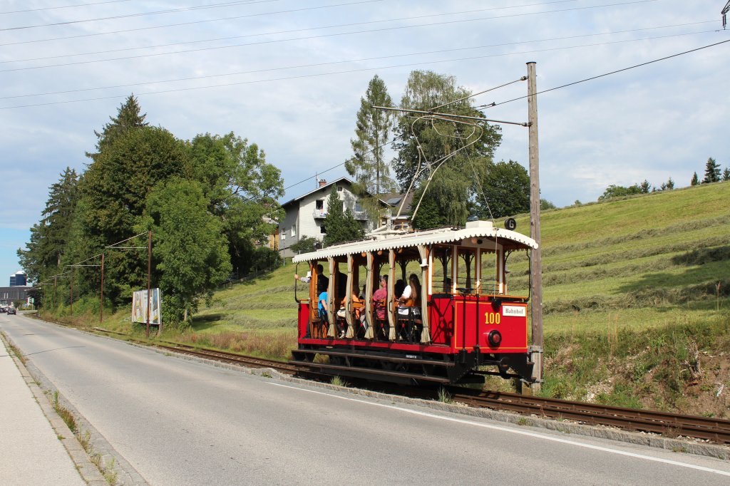Oldtimer-Triebwagen der  Gmundner-Straenbahn am 15. August 2012.