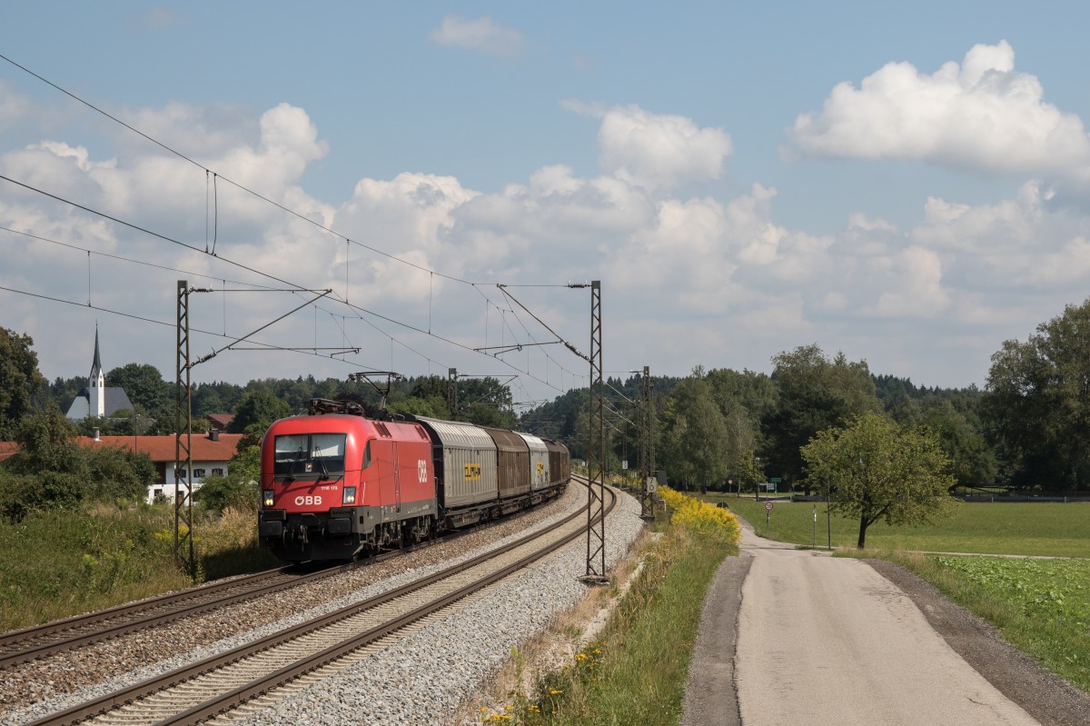 1116 173 am 18. August 2015 bei Baierbach am Simssee.