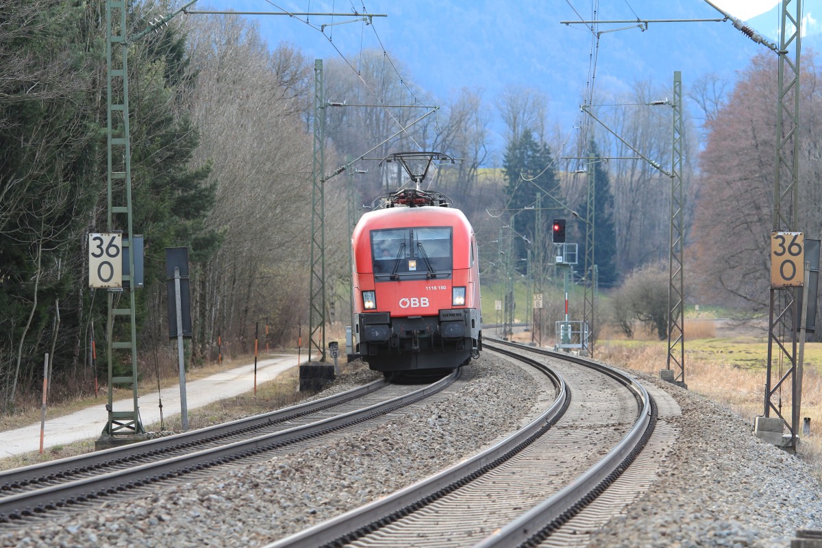 1116 180-1 auf dem Weg nach Salzburg am 15. Februar 2014 bei bersee.
