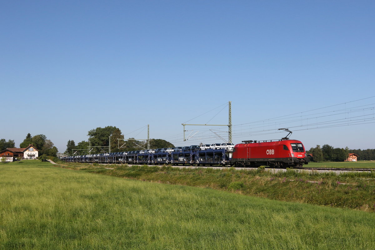1116 184 war am 30. Juli 2020 mit einem Autozug bei bersee am Chiemsee in Richtung Salzburg unterwegs.