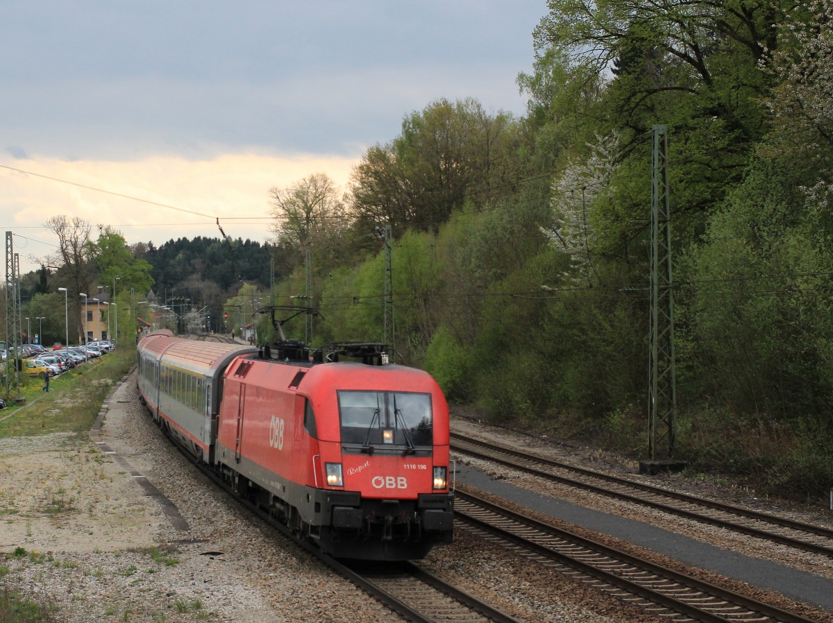 1116 196-7  Rupert  fhrt am 14. April 2014 aus dem Bahnhof von Assling.