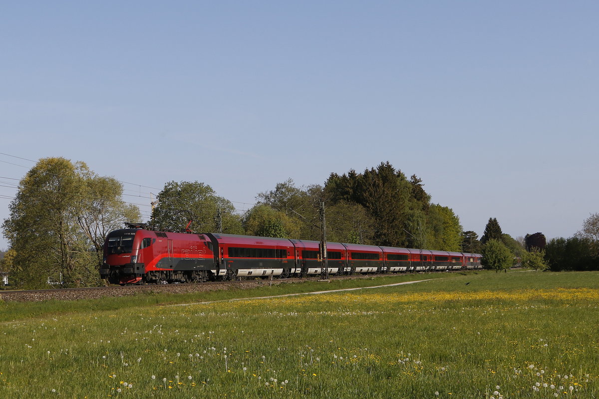 1116 224 war am 7. Mai 2019 bei Prien am Chiemsee in Richtung Salzburg unterwegs.