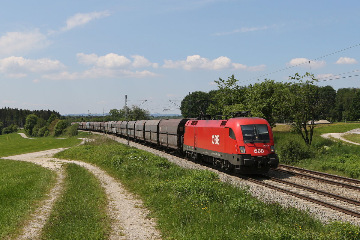 1116 270 aus Rohrdorf kommend am 19. Mai 2020 bei Grabensttt.