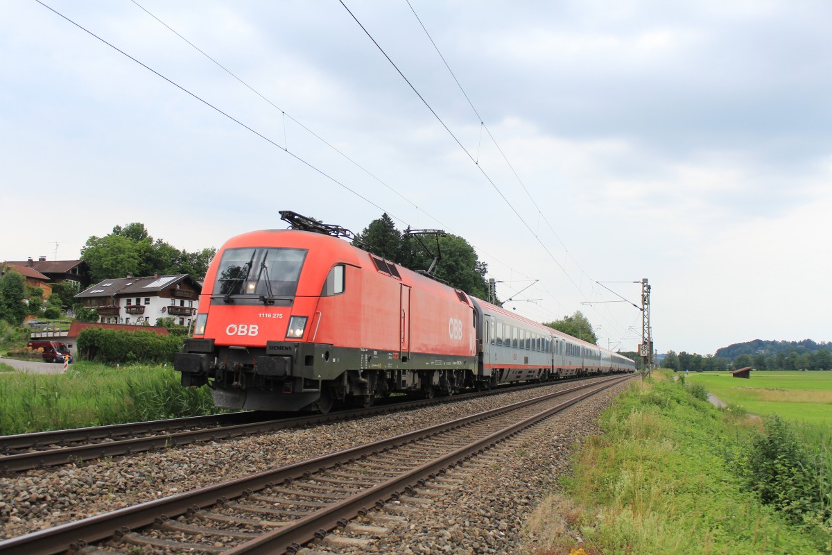 1116 275-9 auf dem Weg nach Salzburg am 3. Juli 2013 bei Weisham.