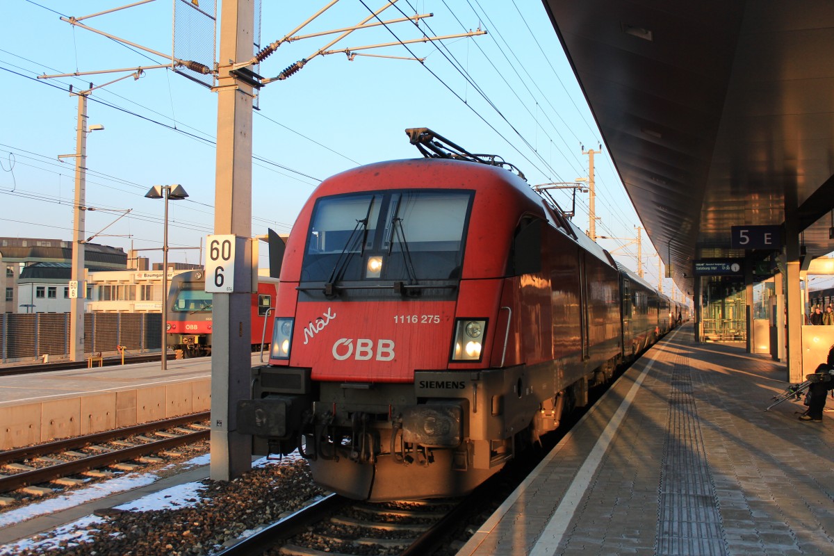 1116 275-9  Max  am 16. Mrz 2013 im Bahnhof von St. Plten.