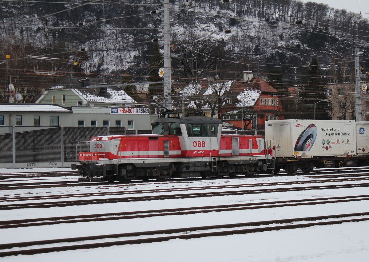 1163 006-8 am 5. Januar 2015 in Salzburg/Gnigl.