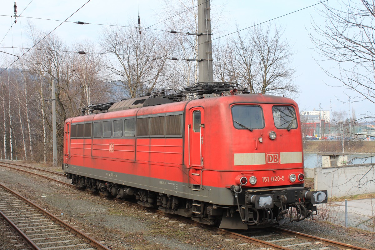 151 020-5 war am 29. Mrz 2013 in Kufstein/Tirol abgestellt.