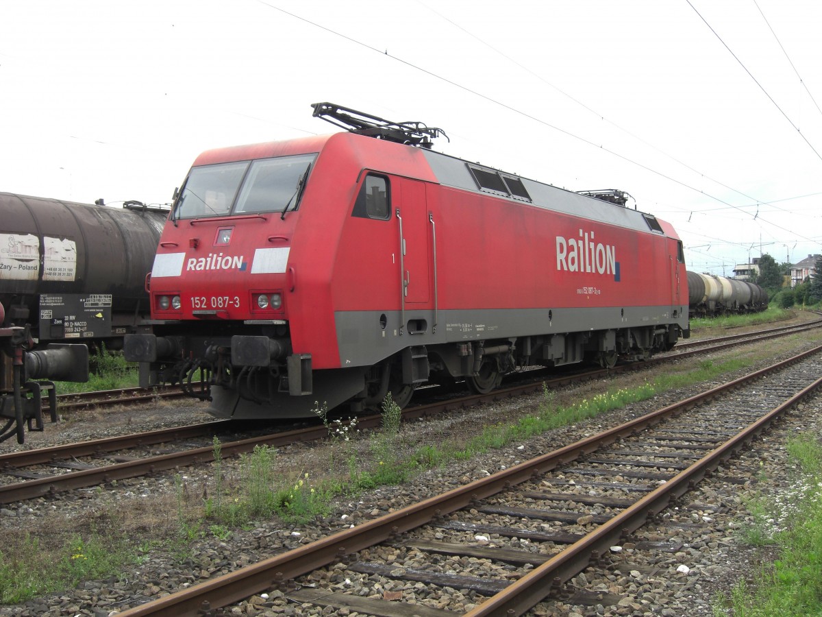 152 087-3 abgestellt am 8. August 2008 in Freilassing.