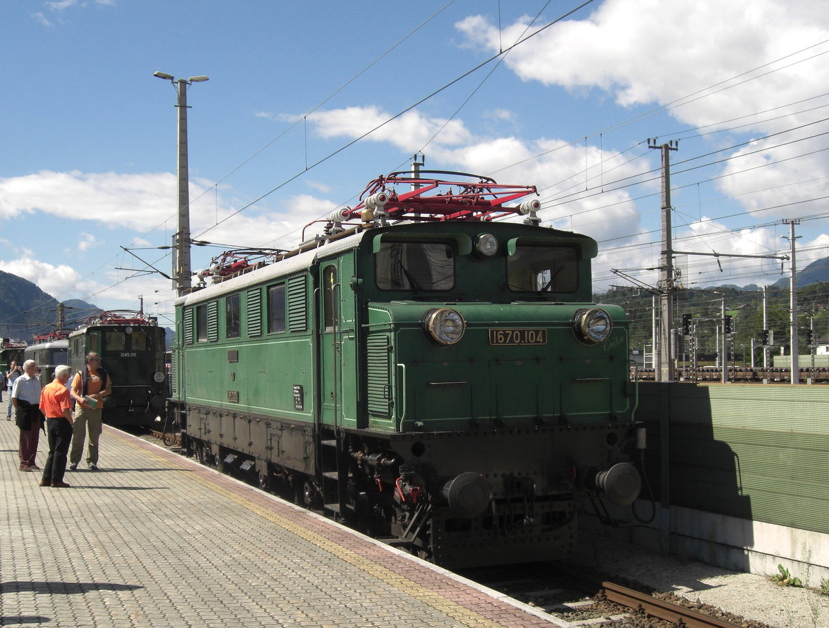 1670.104 war am 24. August 2008 anllich eines Bahnfestes im Bahnhof von Wrgl/Tirol abgestellt.