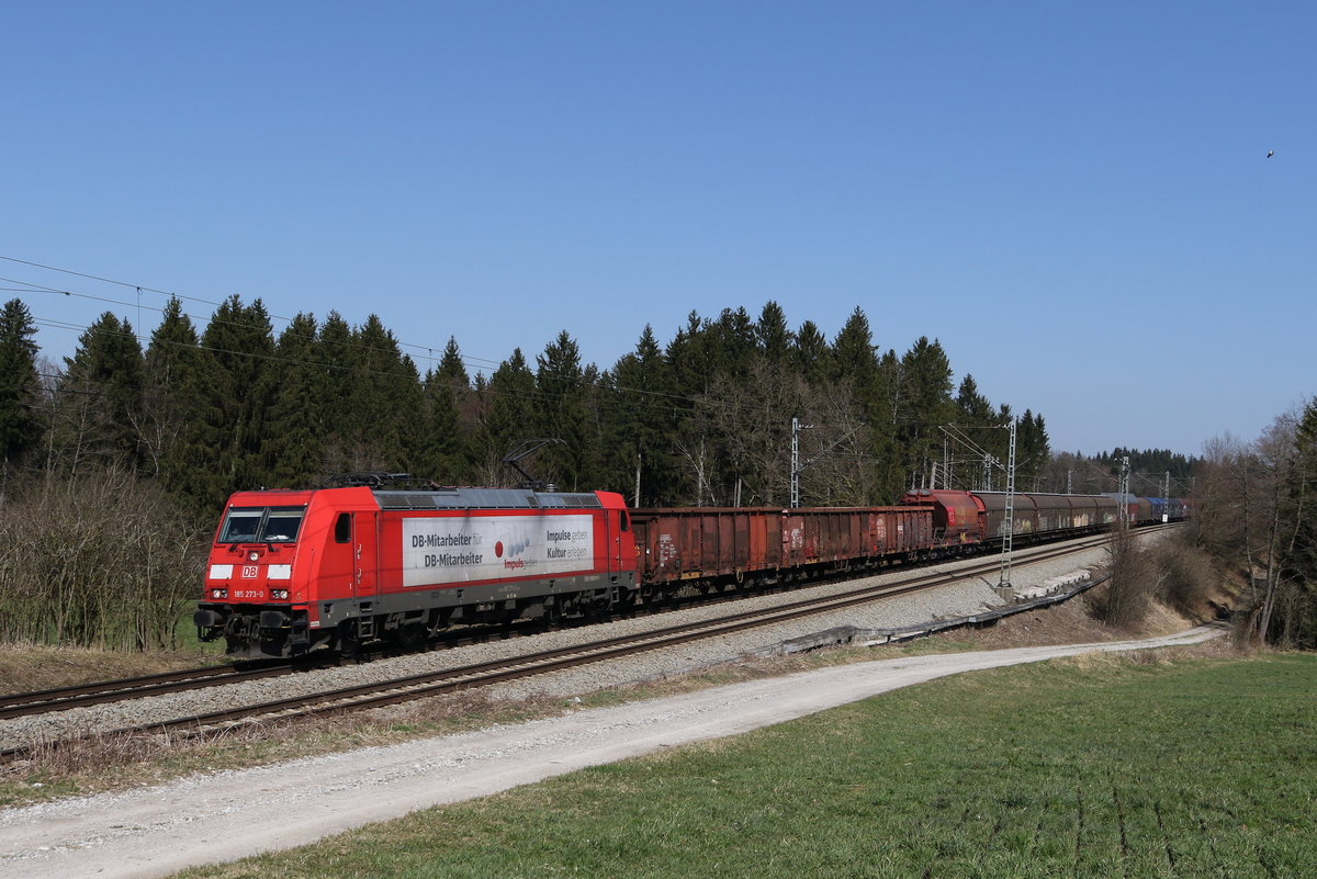 185 273  DB Mitarbeiter  mit einem gemischten Gterzug aus Salzburg kommend am 19. Mrz 2020 bei Grabensttt.