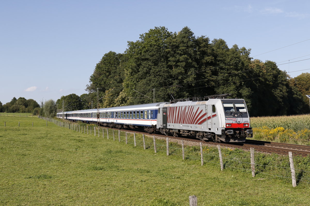 186 281-2 auf dem Weg nach Kufstein. Aufgenommen am 8. September 2016 bei Vogl.