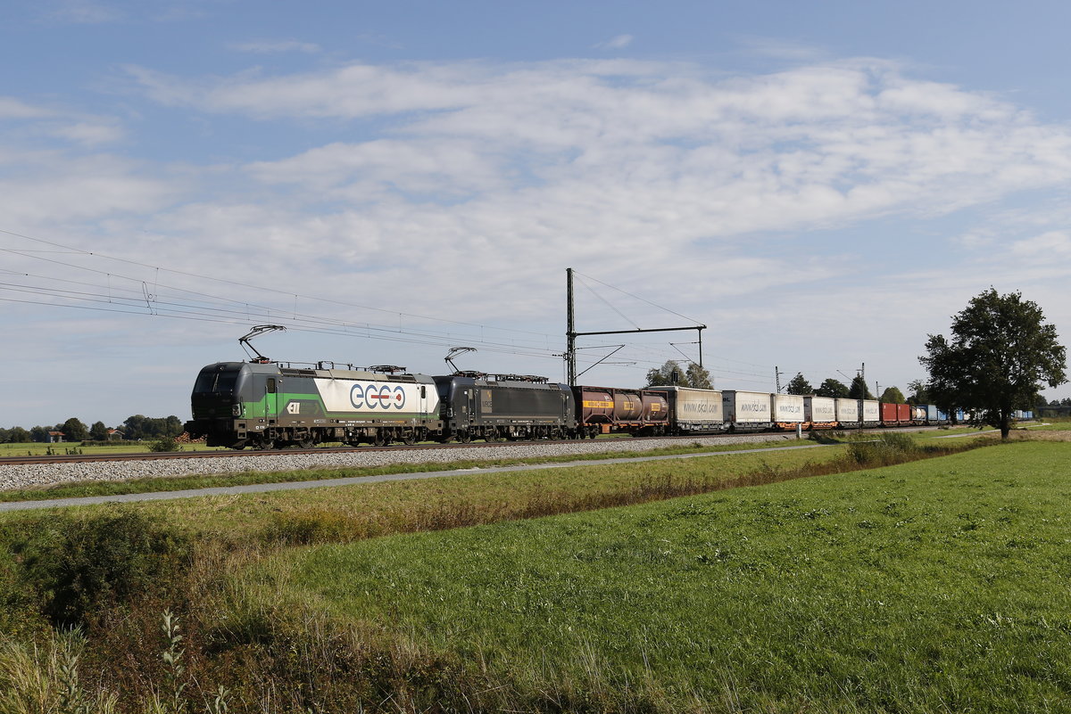 193 225 und 193 658 mit dem  EKOL -Zug am 19. September 2018 bei bersee.