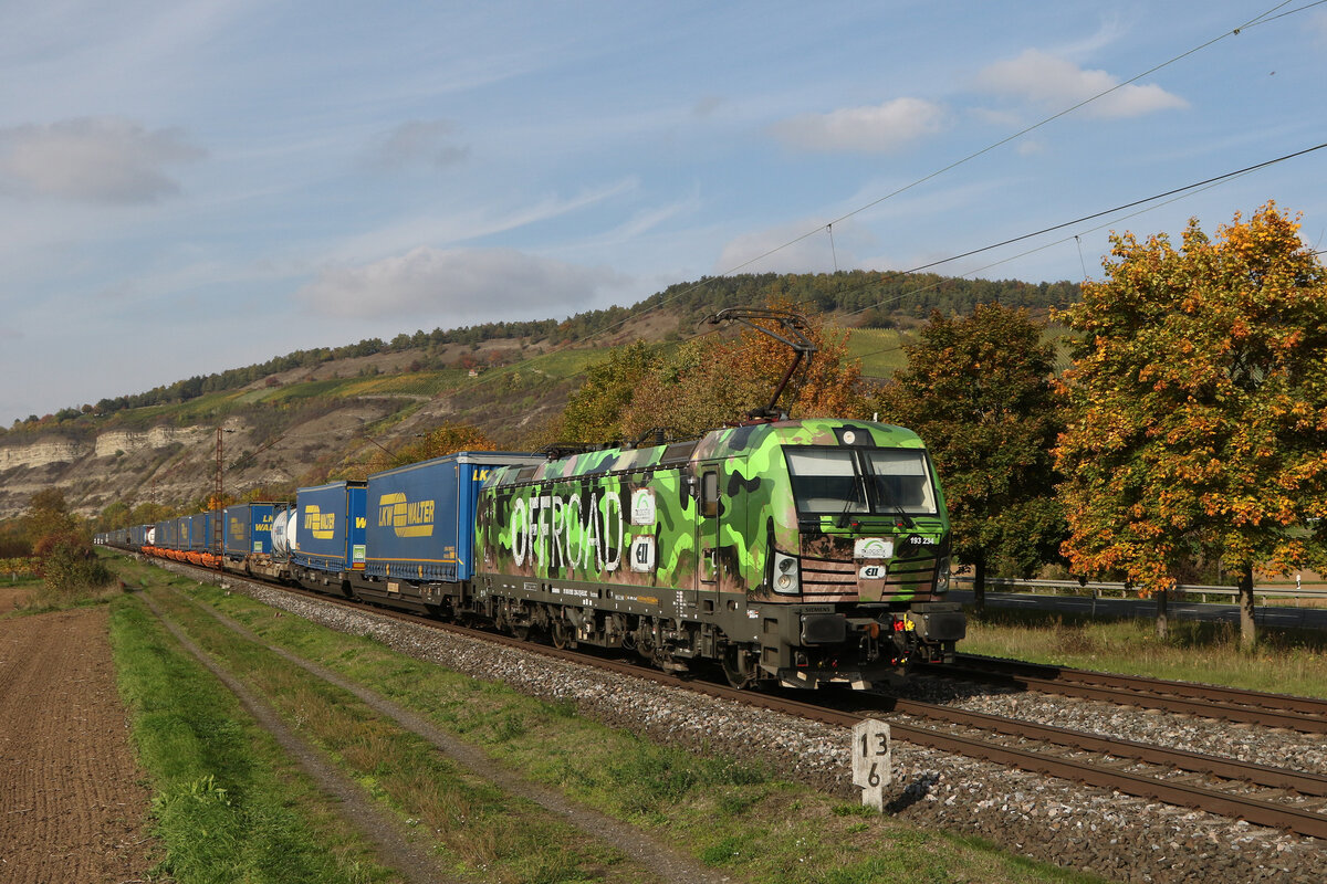 193 234  Off Road  war am 12. Oktober 20222 mit dem  Walter-KLV  bei Thngersheim in Richtung Wrzburg unterwegs.