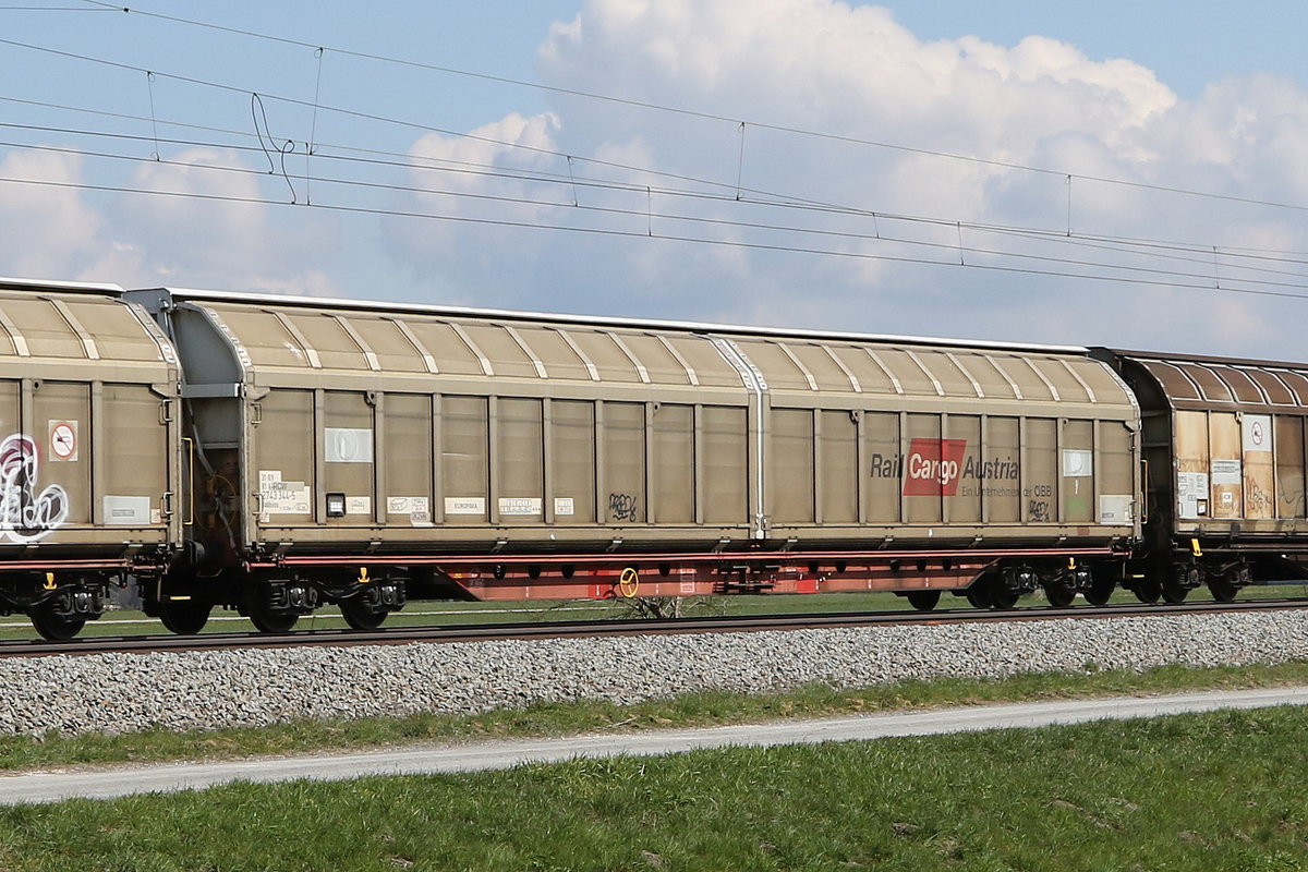 2743 344 (Habbiins) von  Rail Cargo Austria  am 16. April 2021 bei bersee.
