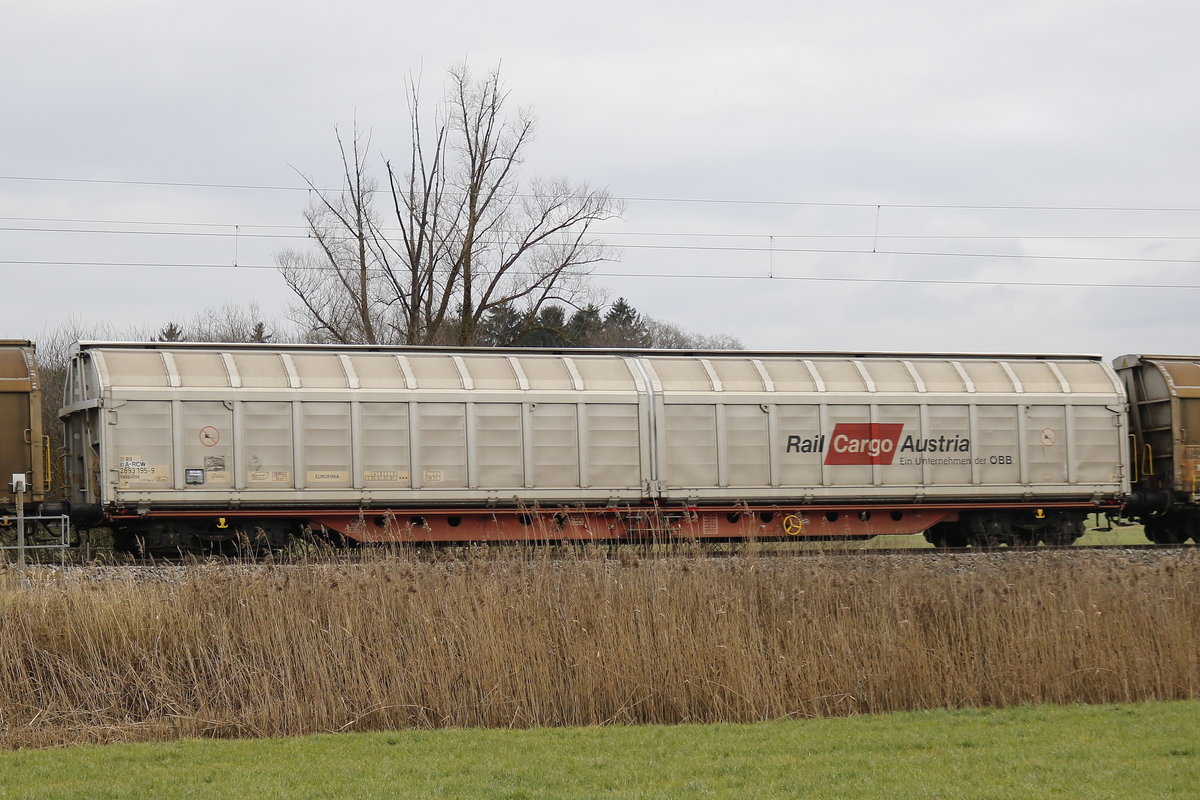 2893 195 (Habbiillns) von  Rail Cargo Austria  am 28. Dezember 2016 bei Weisham.