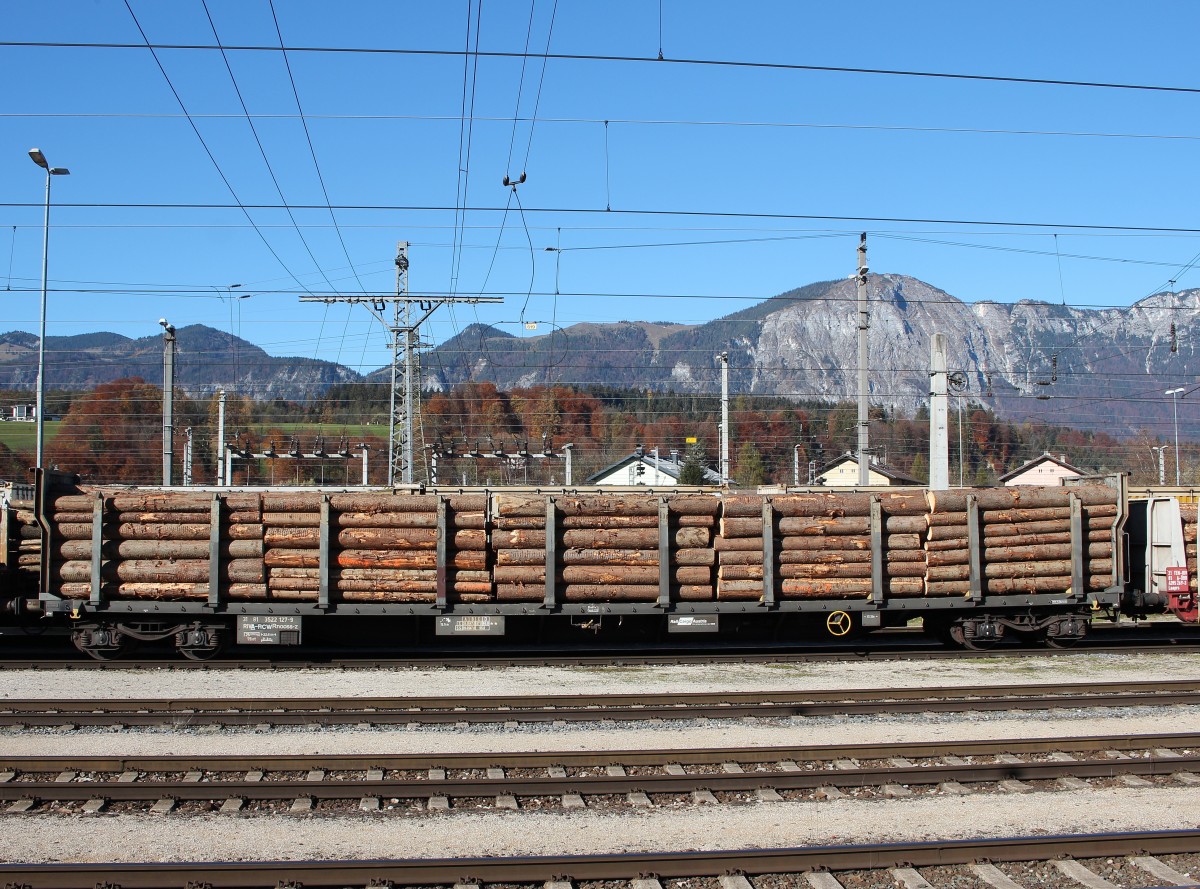 3522 127-9 ( Rnoss-z) am 1. November 2015 in Wrgl/Tirol.