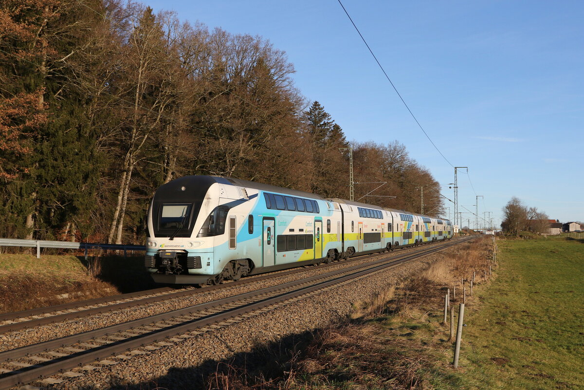 4010 123 auf dem Weg nach Mnchen am 6. Januar 2023 bei Hufschlag, kurz vor Traunstein.