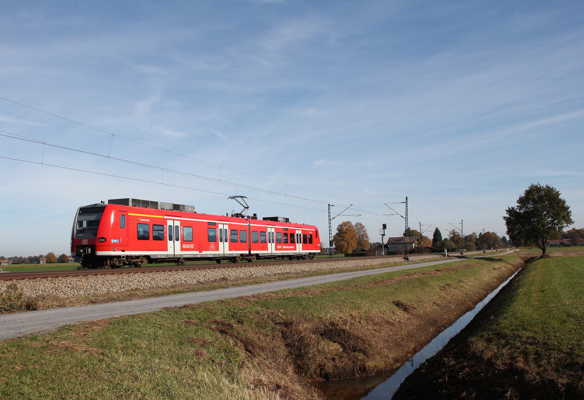 426 028 aus Traunstein kommend am 1. November 2016 bei bersee.