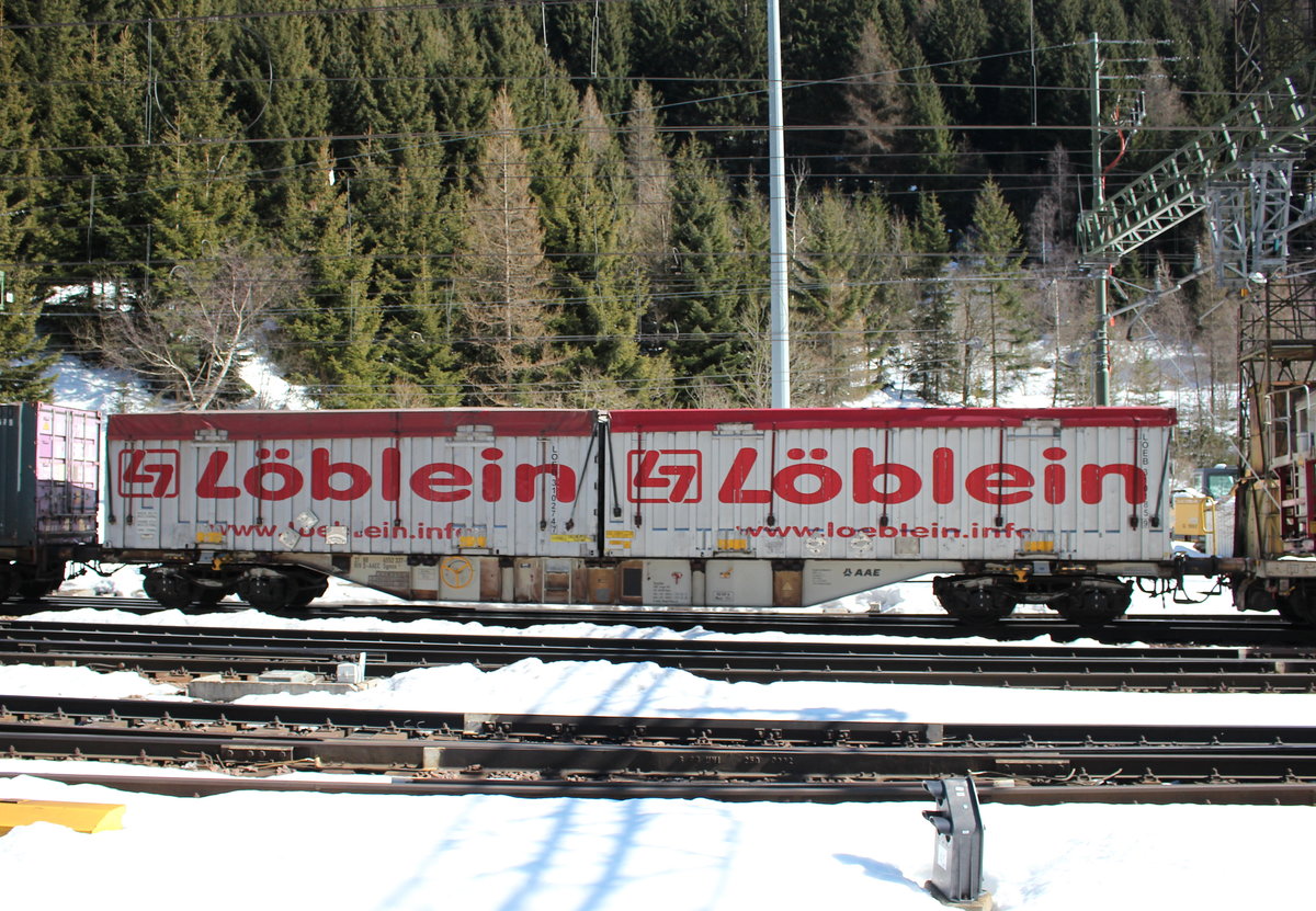 4552 337-5 (Sgnss) am 19. Mrz 2016 im Bahnhof  Brenner .