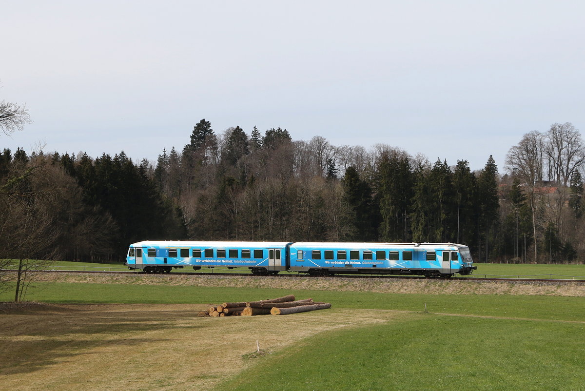 628 424 aus Aschau im Chiemgau kommend am 5. April 2021 bei Vachendorf.