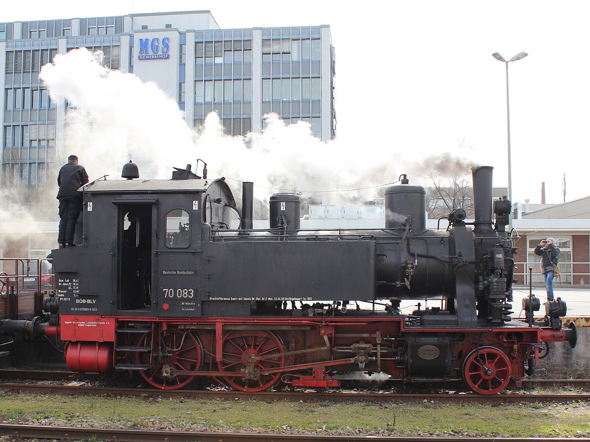 70 083 des  Bayerischen Localbahn-Vereins  am 9. April 2012 in Mnchen-Ost.