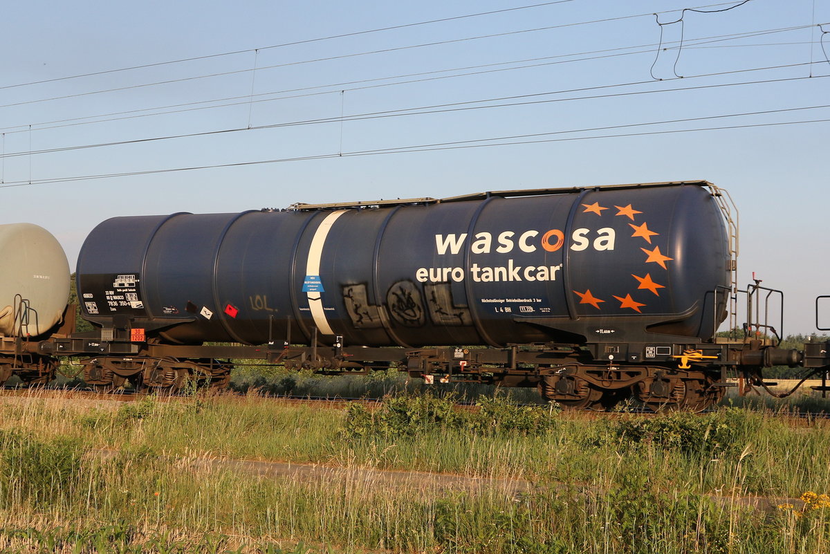 7836 350 (Zans) von  WASCOSA  am 27. Juni 2020 bei Drverden.