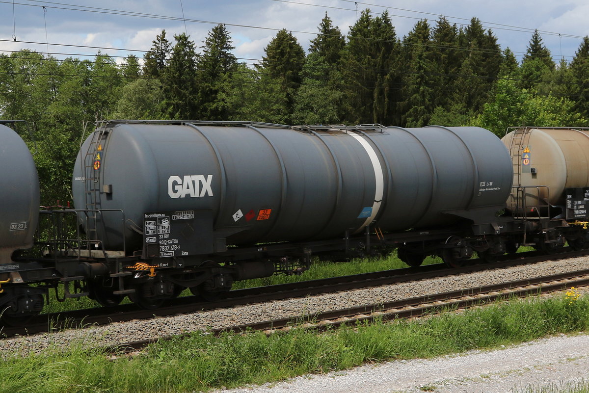 7837 418 (Zans) von  GATX  am 24. Mai 2020 bei Grabensttt.