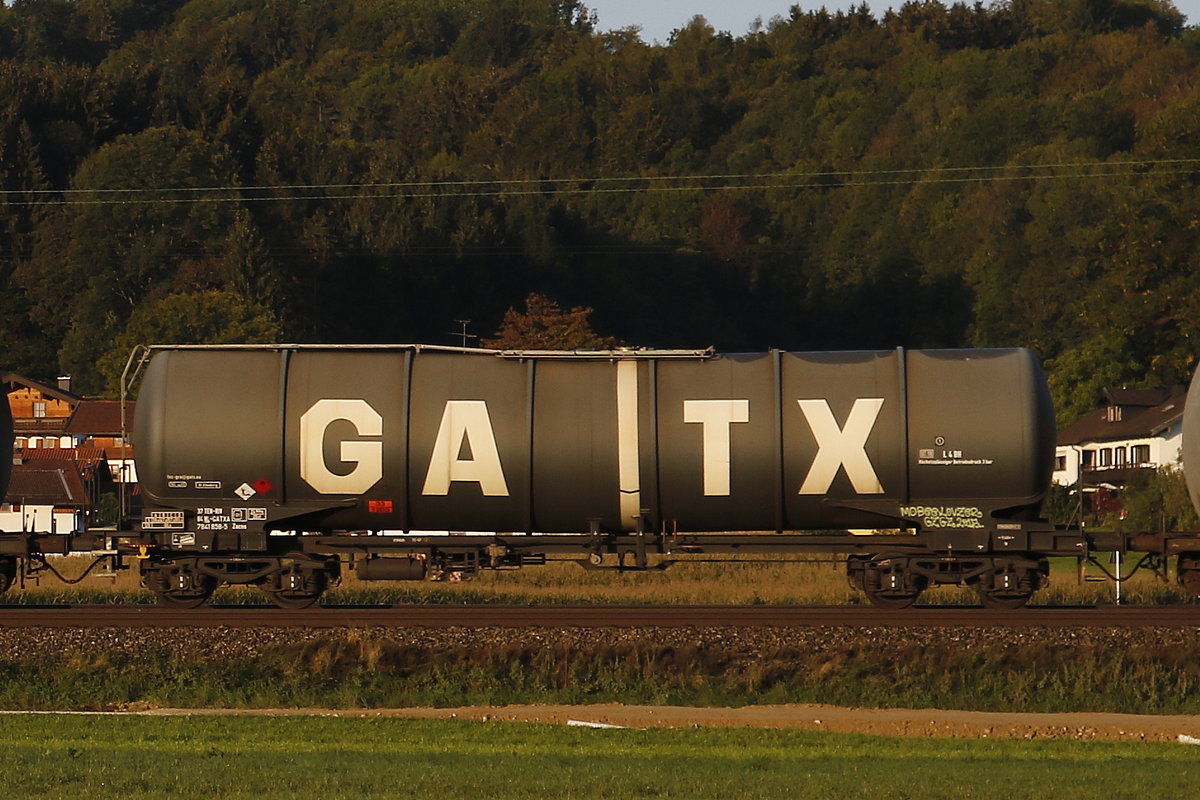 7841 858 (Zacns) von  GATX  am 20. September 2018 bei Bernau.