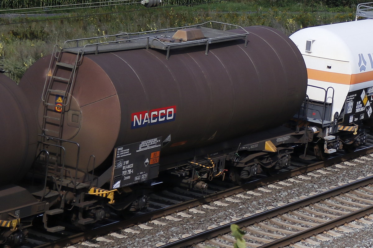 7931 790-5 (Zacens) von  NACCO  am 19. August 2017 bei Harrbach aufgenommen.