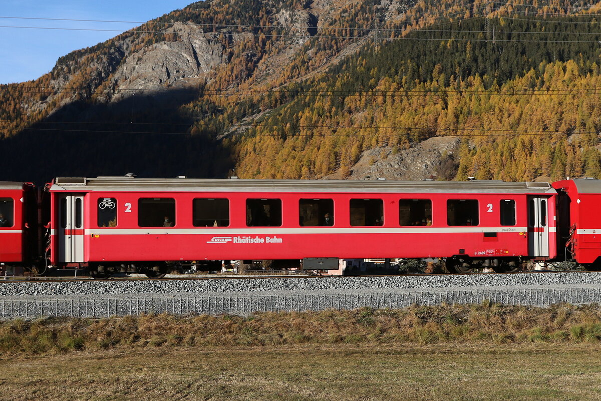 B 2439 am 27. Oktober 2021 bei Zernez.