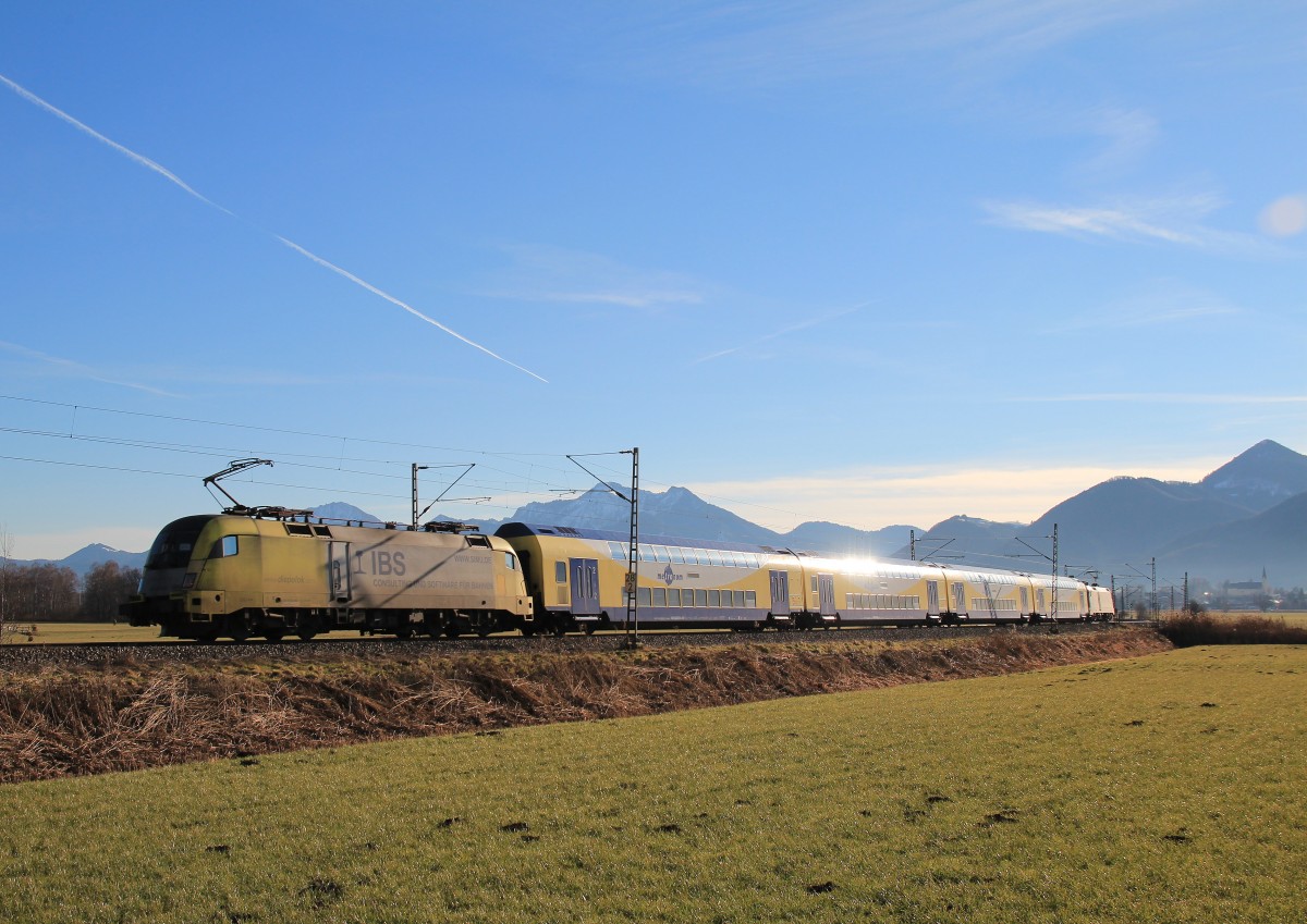 Dieser Metronom-Zug war als Ersatzzug auf der Strecke Mnchen-Salzburg im Einsatz. Aufgenommen am 23. Dezember 2013 bei Weisham.