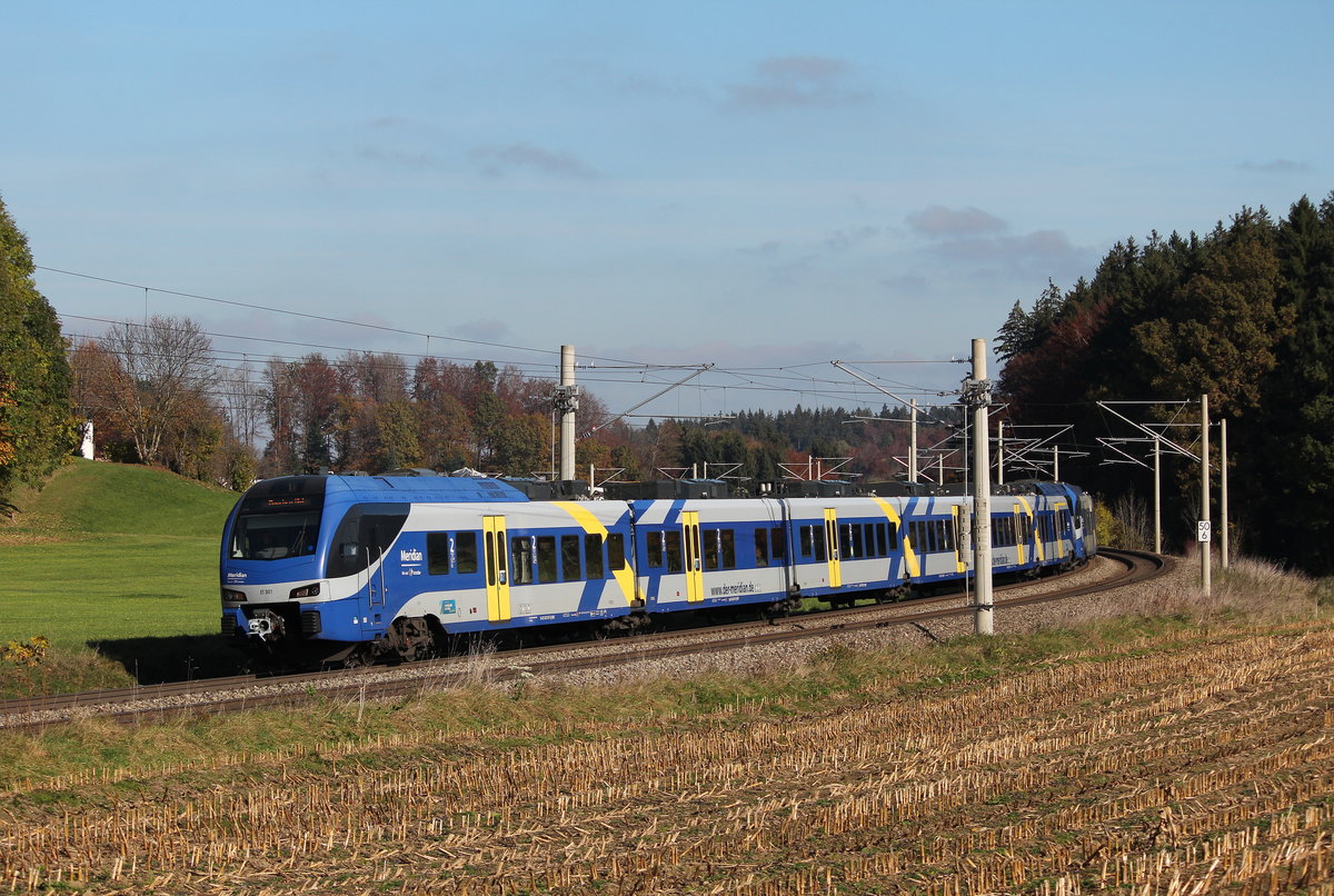 ET 301 auf dem Weg von Salzburg nach Mnchen am 31. Oktober 2016 kurz nach Traunstein.
