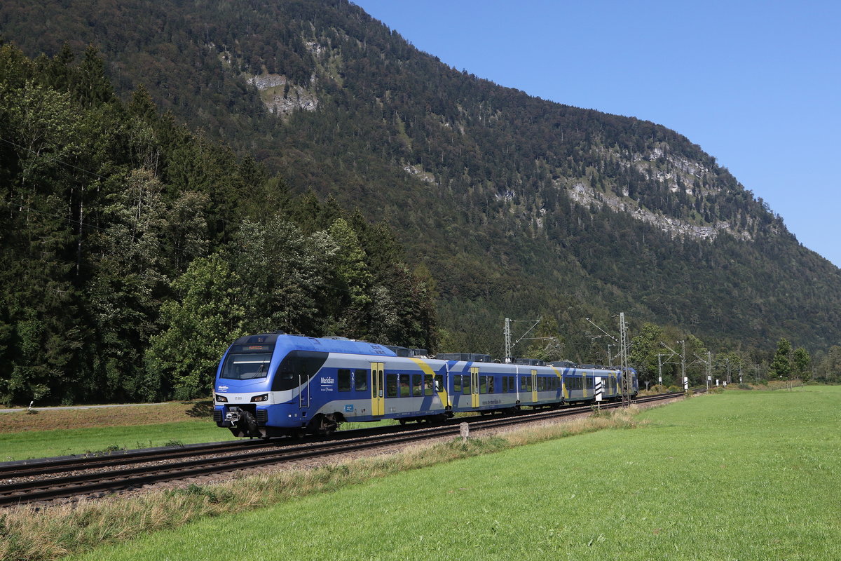 ET 303 auf dem Weg nach Kufstein am 15. September 2020 bei Niederaudorf.