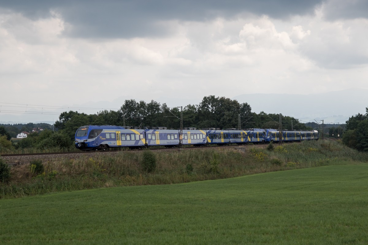 ET 307 auf dem Weg nach Mnchen am 20. August 2015 bei Rann.