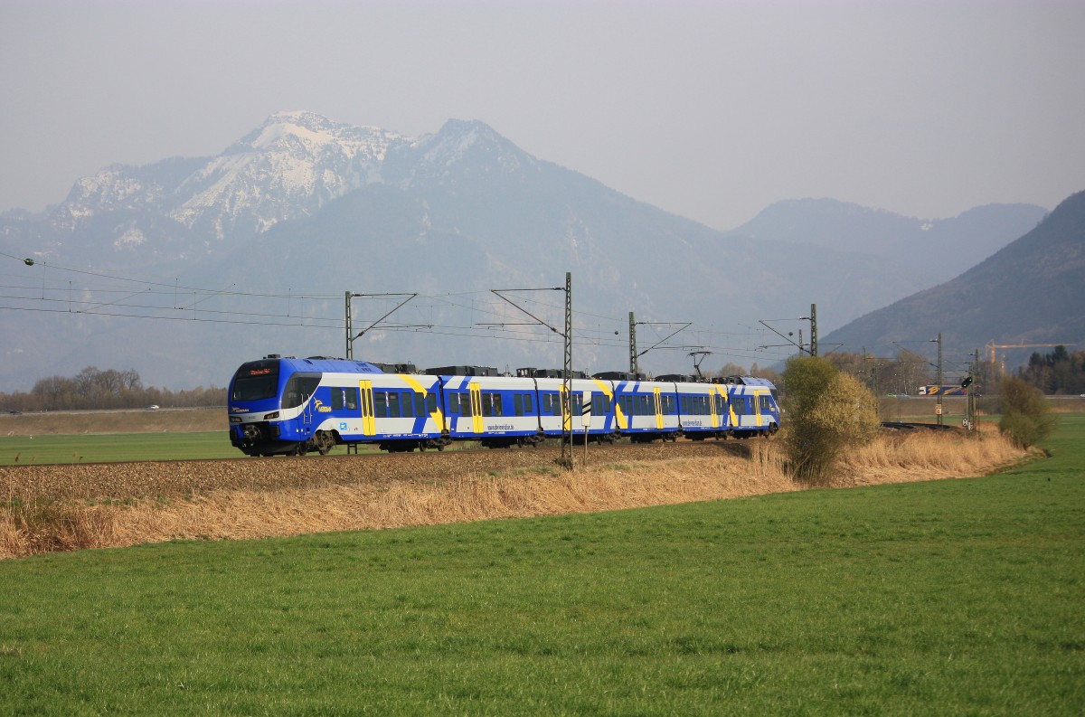 ET 322 auf dem Weg von Salzburg nach Mnchen. Aufgenommen am 1. April 2014 bei Weisham.
