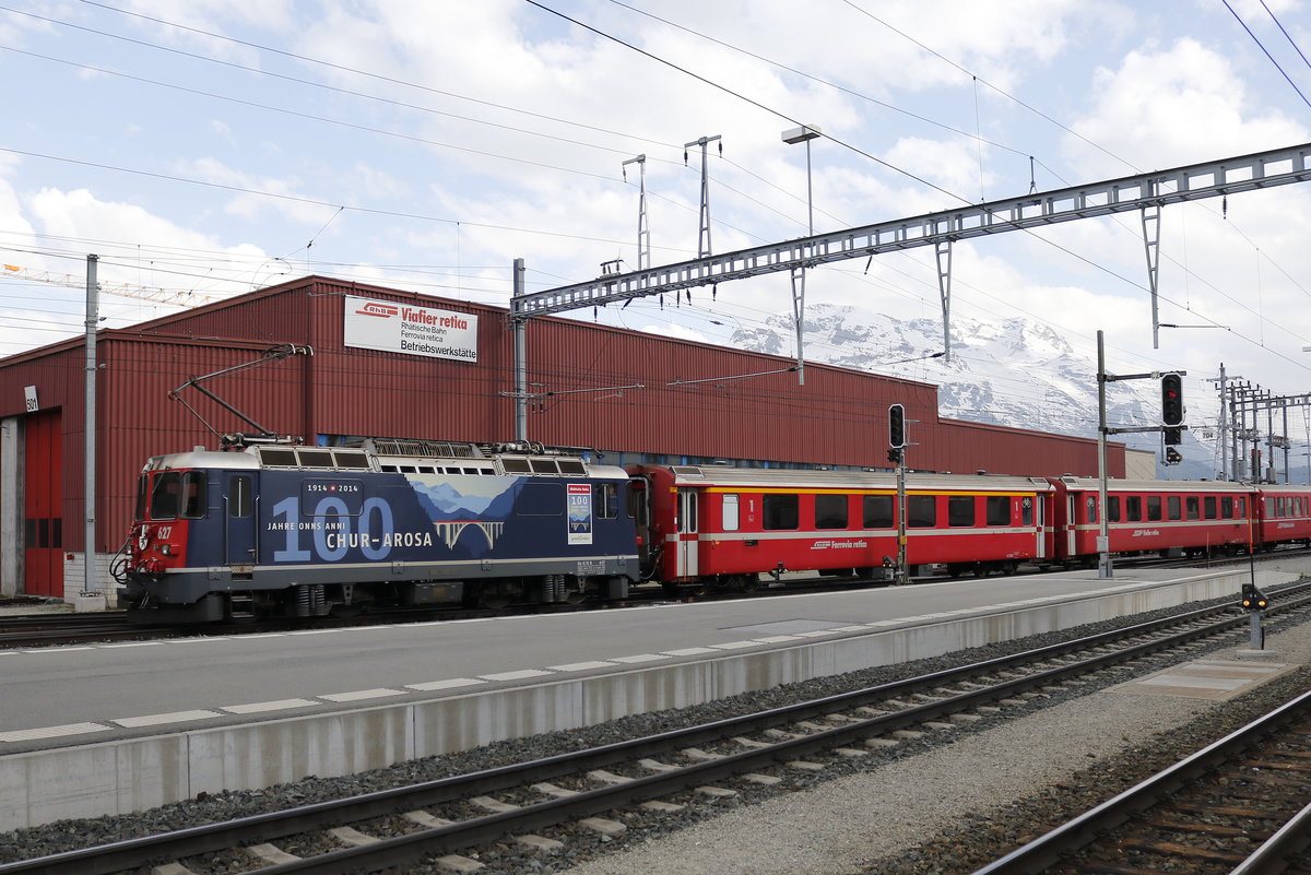 Ge 4/4 II 627  Reichenau/Tamins  mit  100 Jahre Chur-Arosa -Beklebung am 7. Juni 2019 in Samedan.