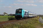 245 203 war am 15. September 2023 bei Lehnshallig auf dem Weg nach Westerland.