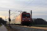 101 085-9 war am 31. Dezember 2012 bei bersee am Chiemsee nach Salzburg unterwegs.