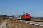 101 107 mit einem EC aus Mnchen kommend am 28. Februar 2021 bei Bernau am Chiemsee.
