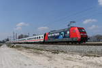 BR 101 Werbeloks/694941/101-068-back-on-track-schob 101 068 'Back on Track' schob am 3. April 2020 einen 'EC' bei bersee am Chiemsee in Richtung Mnchen.