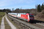 BR 101 Werbeloks/804833/101-076-cewe-aus-muenchen-kommend 101 076 'CEWE' aus Mnchen kommend am 21. Februar 2023 bei Sossau im Chiemgau.