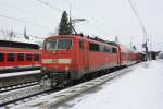 111 130-1 am 27. März 2013 im Bahnhof von Prien am Chiemsee.